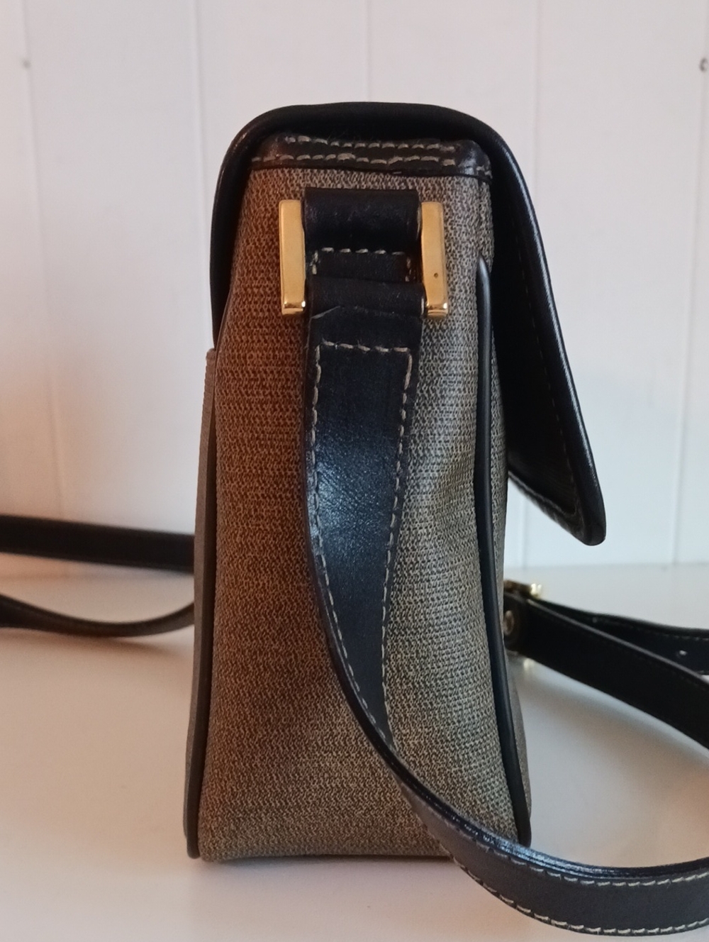 FENDI - Picture 5 of 10